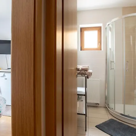 Apartma Lovor Apartment