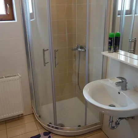 شقة Apartma Lovor